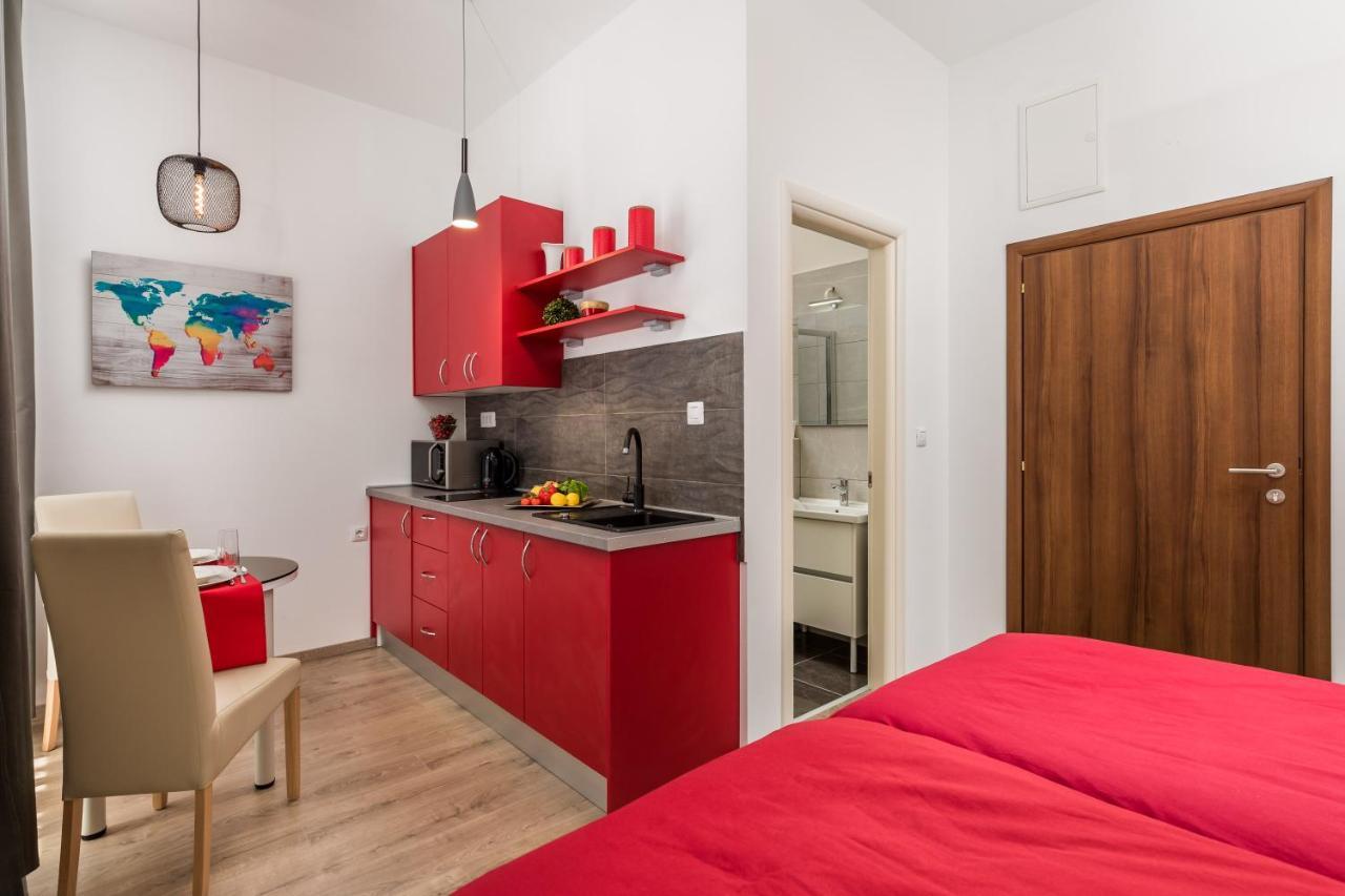Quiet Center Apartments Rijeka Exterior photo