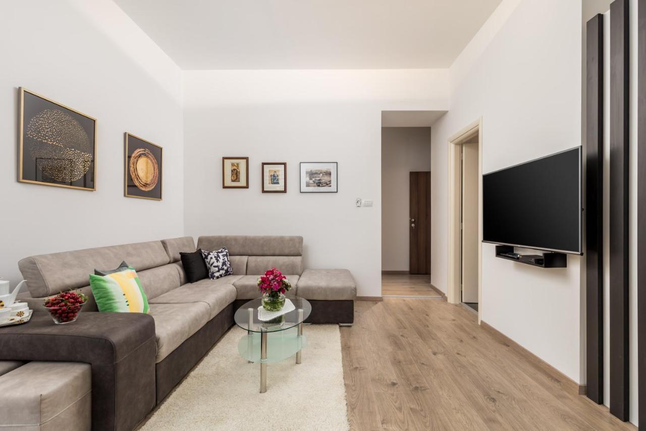 Quiet Center Apartments Rijeka Exterior photo